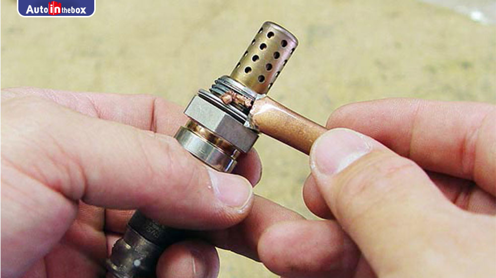 Cleaning oxygen sensor