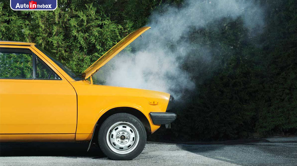 My Car Has an Engine Smoking & Burning Smell but Is Not Overheating